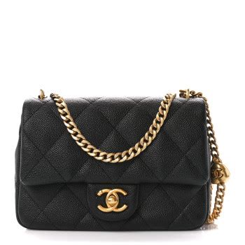 CHANEL Caviar Quilted Sweetheart Flap Black 